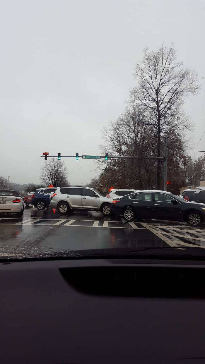 people being jerks beating red light