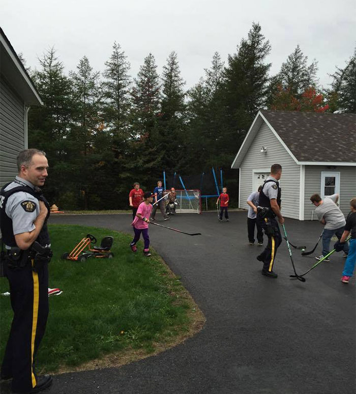 police playing hockey with kids funny meanwhile in canada pictures