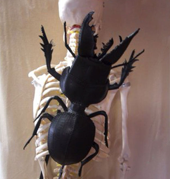 amaheso creature-inspired handbags black beetle