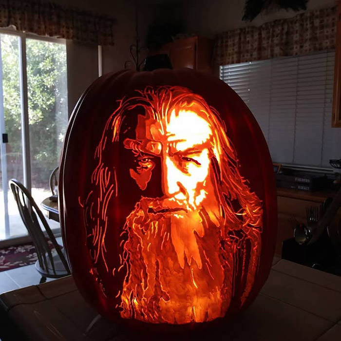 cool pumpkin carving gandalf