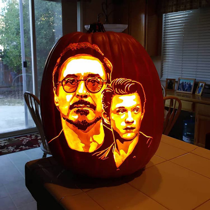 cool pumpkin carving rdj and tom holland