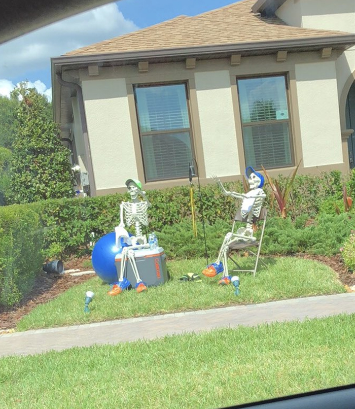 halloween skeletons taking a break 