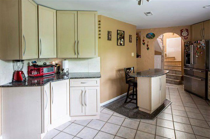 Kitchen Island That Looks Like a Newsroom Table