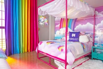 Lisa Frank-themed hotel room
