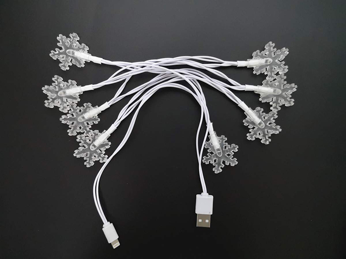 Snowflake-shaped USB Charging Cable
