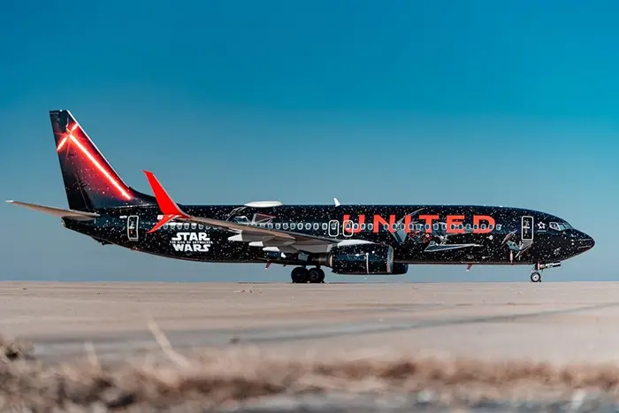 United Airlines' Star Wars-themed Boeing 737 Plane Dark Side