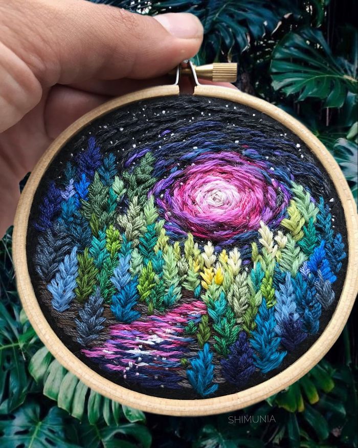 shimunia embroidery painting pink moon