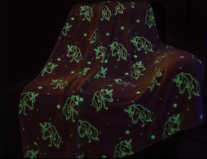 glow in the dark bed throw pink unicorn pattern
