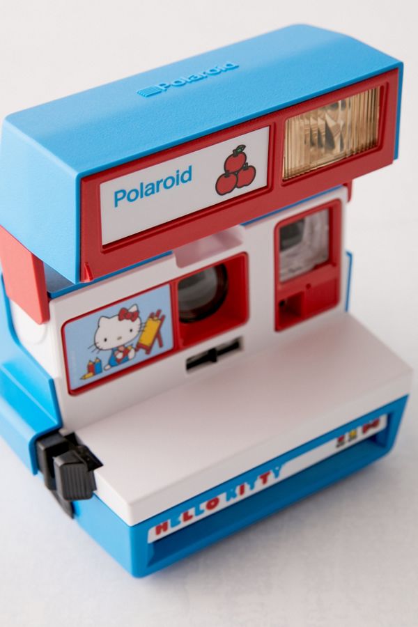 hello kitty polaroid camera front details