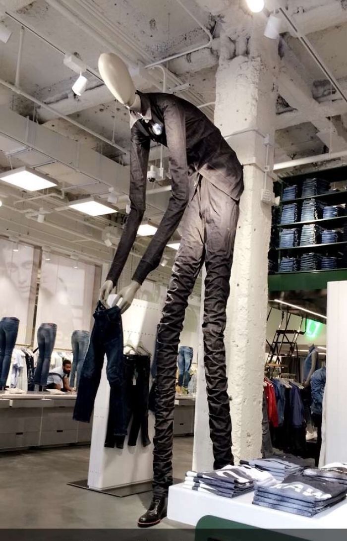 scary harmless things slenderman shopping