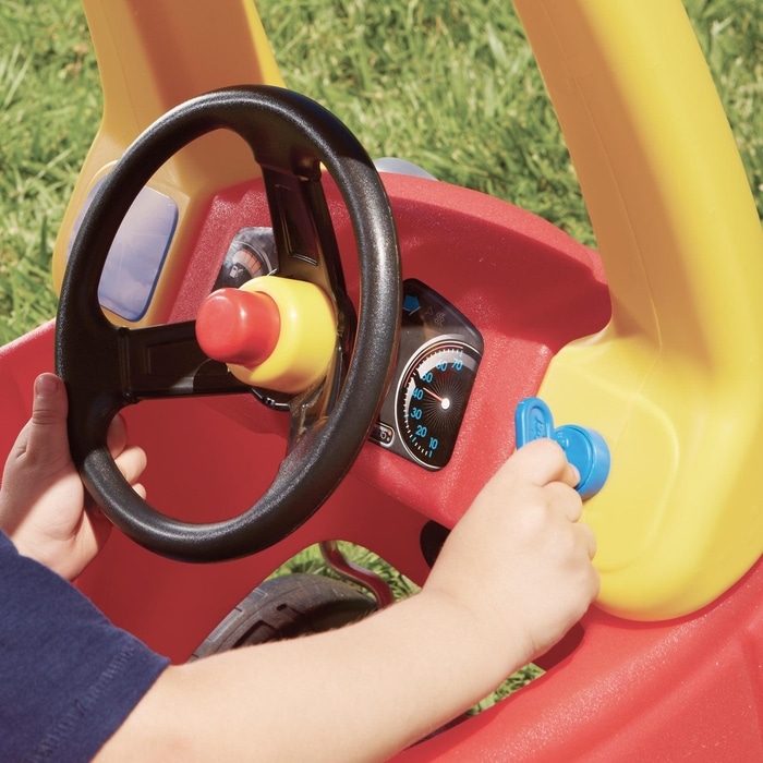 Little Tikes Cozy Coupe Car Steering Wheel and Dashboard