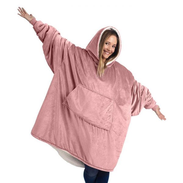 These Giant Fluffy Hoodie Blankets Will Keep You Nice And Toasty ...
