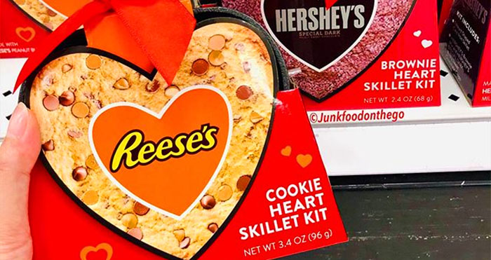 Reese's Cookie Heart Skillet kit