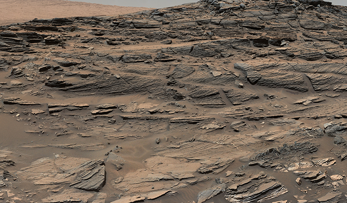 Vista from Curiosity Shows Crossbedded Martian Sandstone