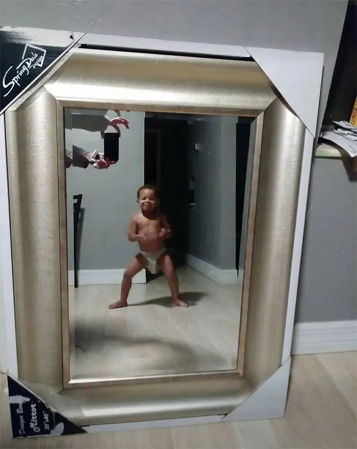 people trying to sell mirrors dancing kid