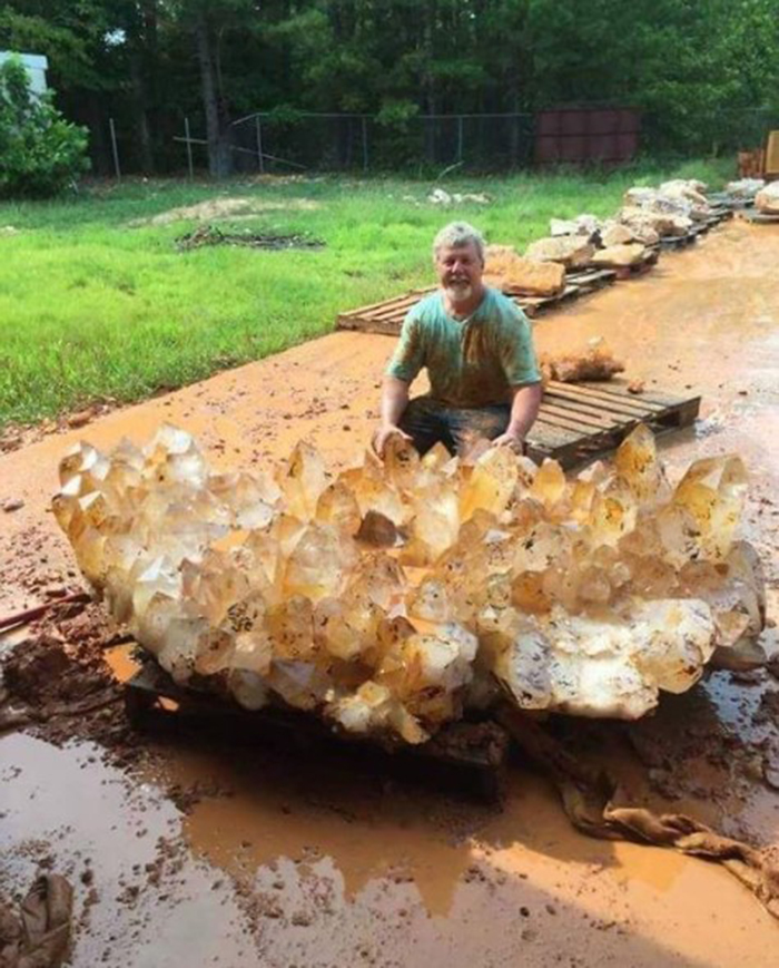 strange things discovery massive quartz