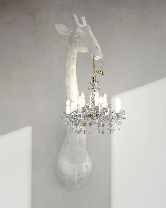 wall mounted ornamental light fixture