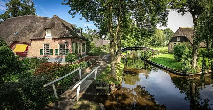 Giethoorn village