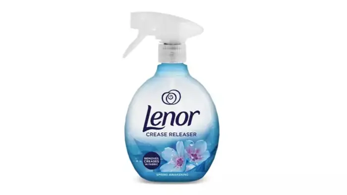 Lenor Crease Releaser Spray