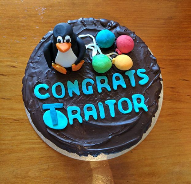 30 Funny Farewell Cakes That Employees Received On Their Final Day Of Work