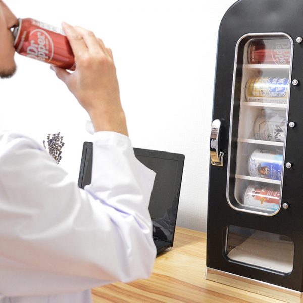 These Mini Vending Machines Are The Perfect Addition To Any Office Desk