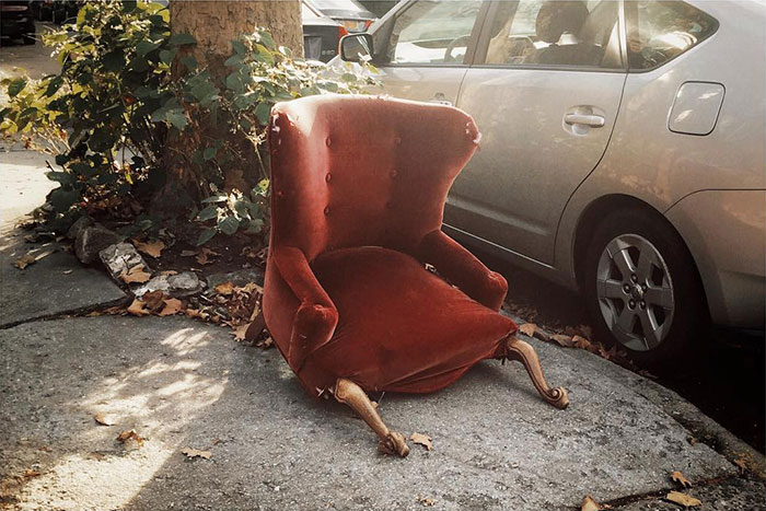 whatever this chair is going through I can relate