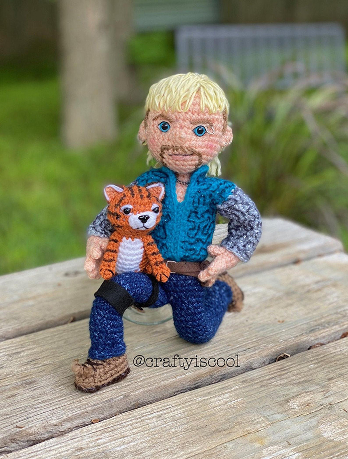 Crochet Joe Exotic Bending Knee and Holding Tiger Cub