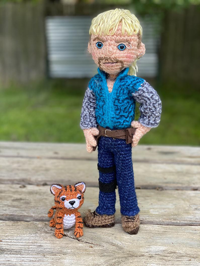 Crochet Joe Exotic and Tiger Cub