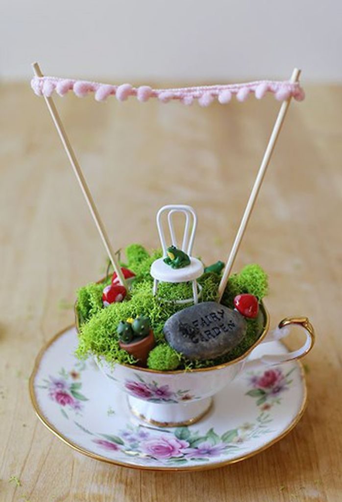 teacup gardens frog chair