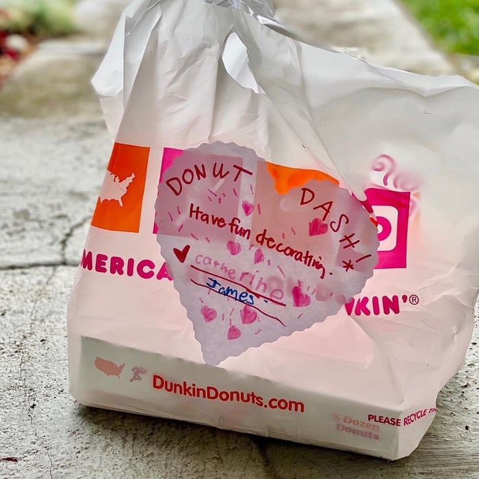 Dunkin' DIY Donut Kit