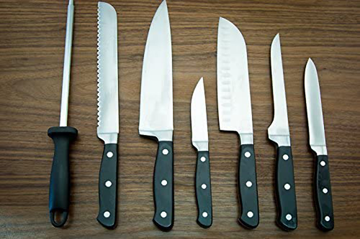 kitchen knife set with sharpener