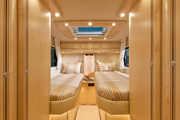 luxury motorhome double bedroom