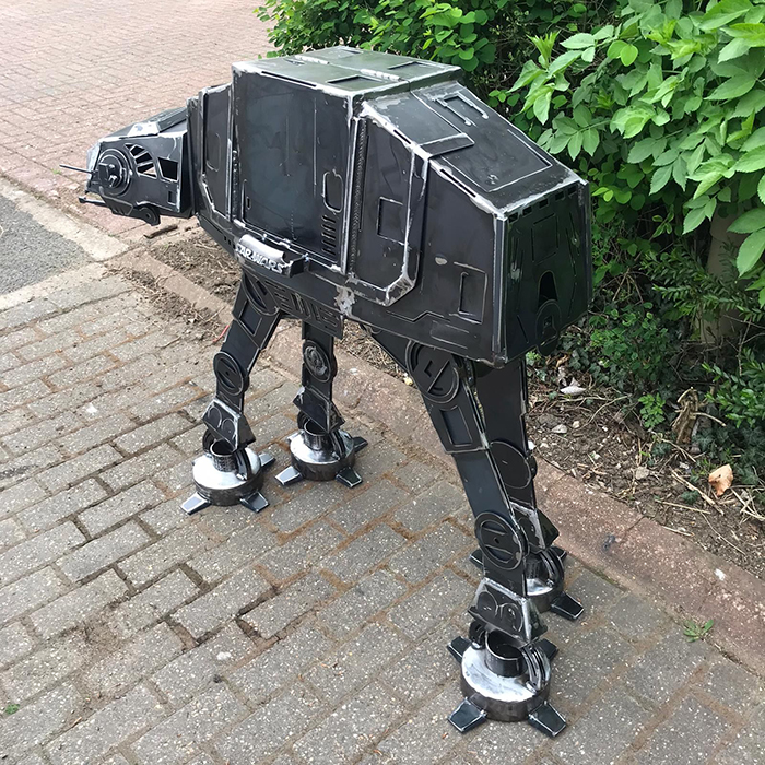 scale replica star wars four-legged transport vehicle