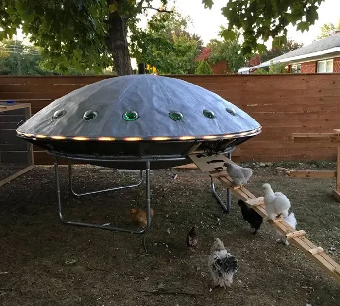 creative chicken coops ufo design