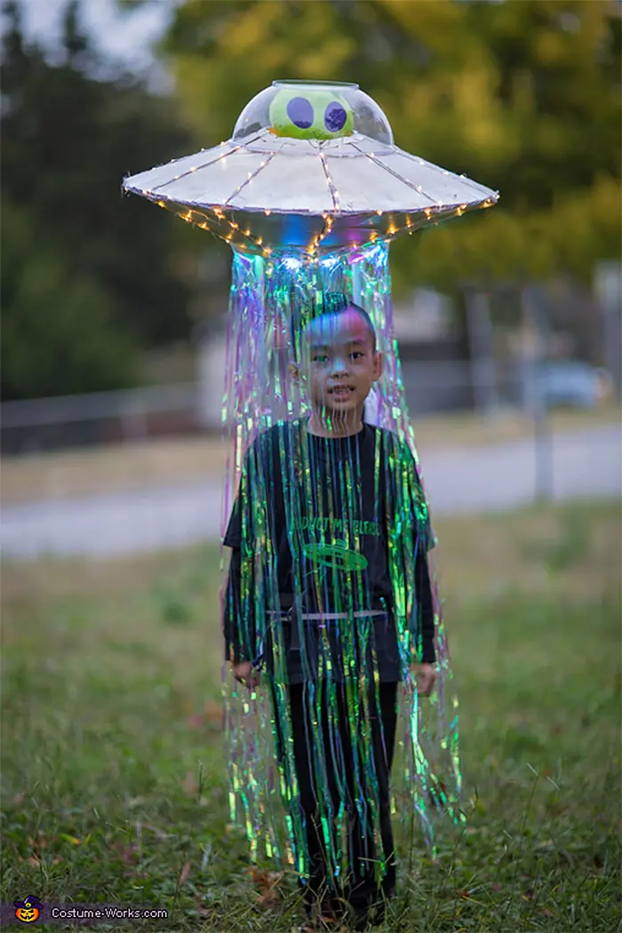 ufo costume halloween idea