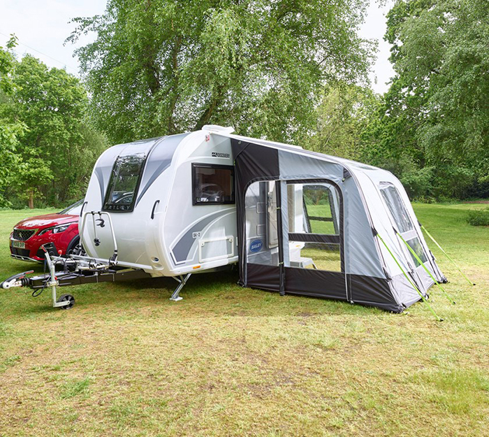 bailey discovery d4-2 camper trailer with inflatable air awning