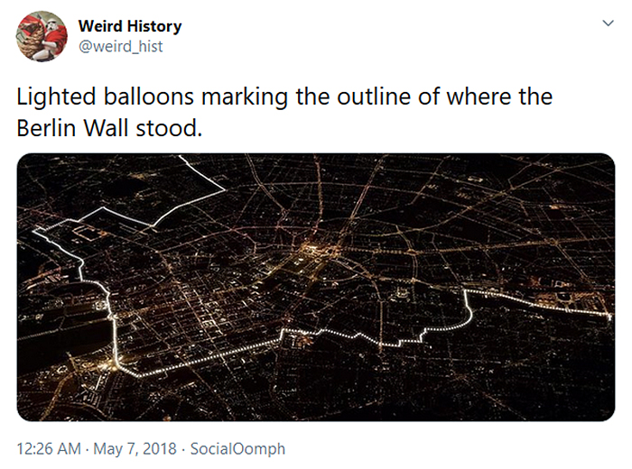 berlin wall lighted balloons outline