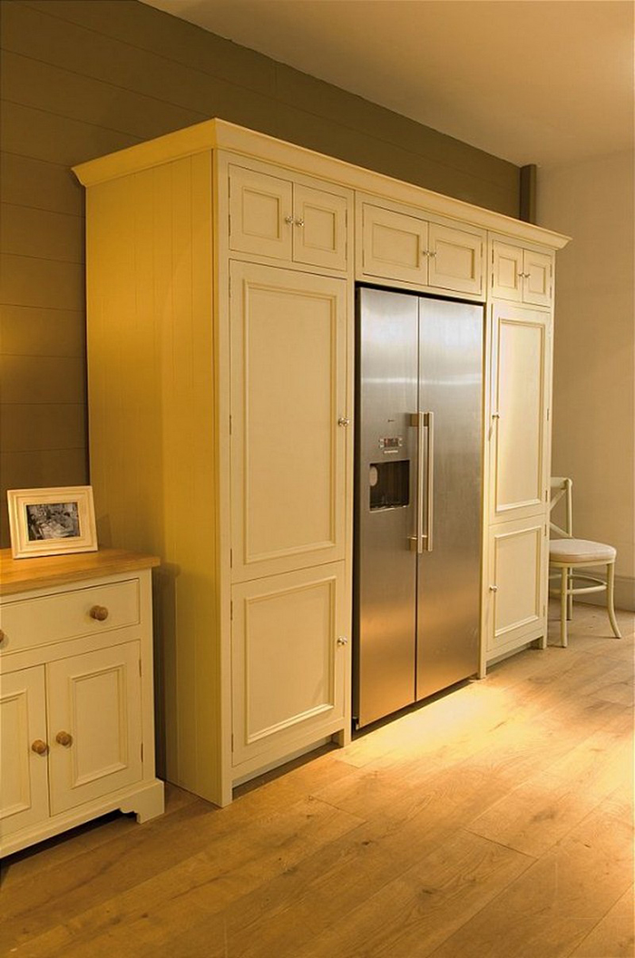 neptune wrap-around refrigerator pantry side closed