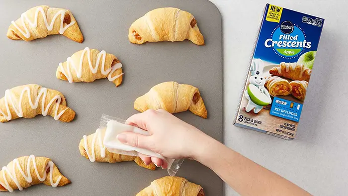 apple-flavored crescents with icing