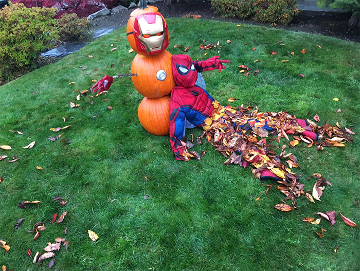 creative halloween decorations iron man spiderman