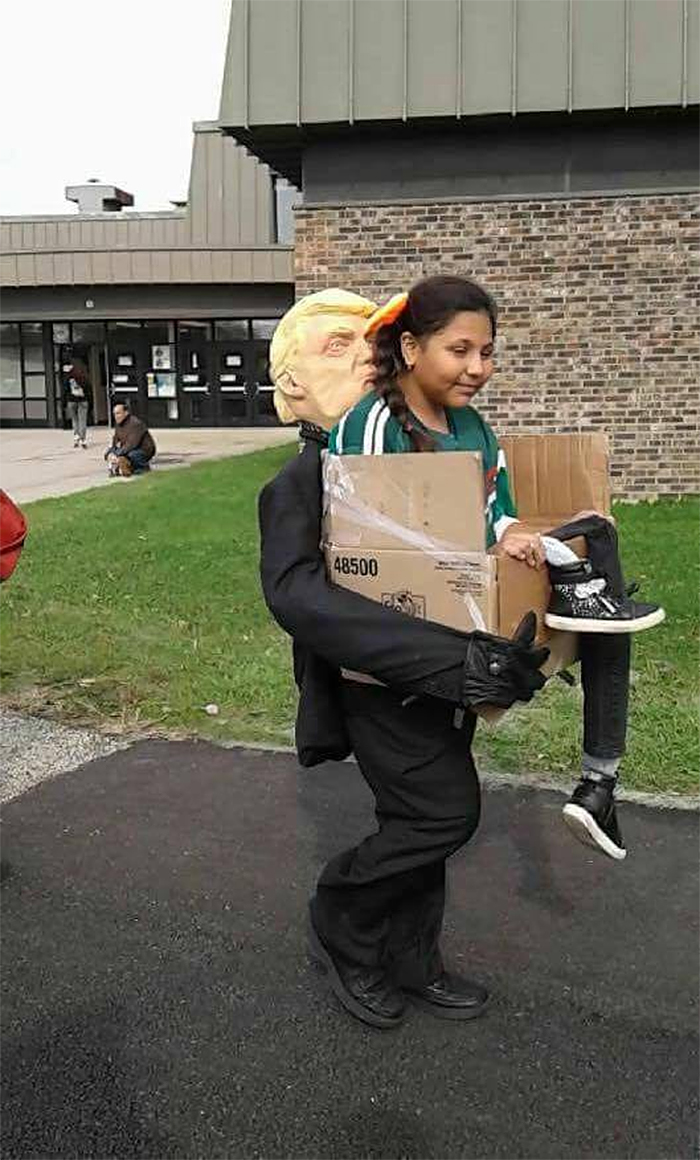 funny halloween costumes deported by trump