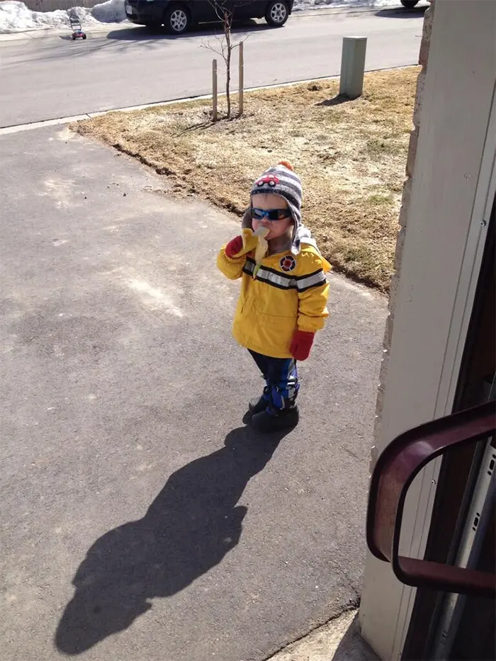 funny neighbours kid asks for banana
