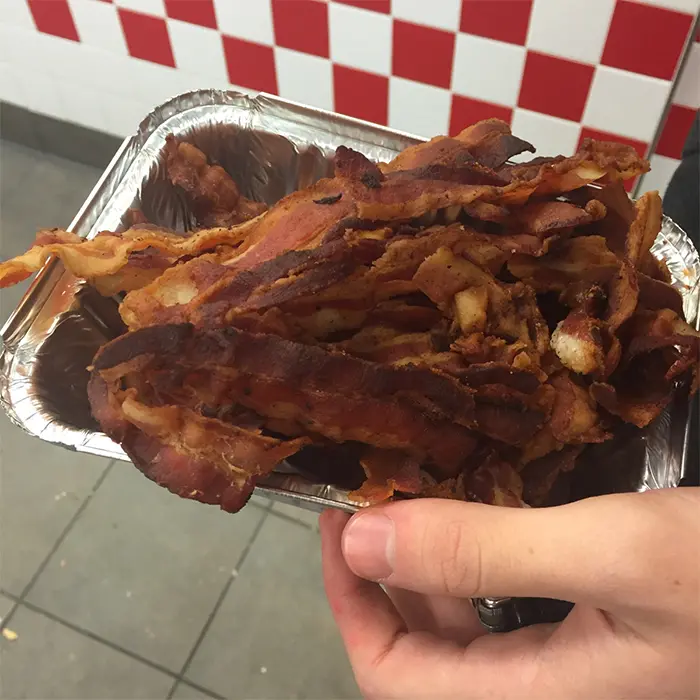 restaurant gives customer extra bacon