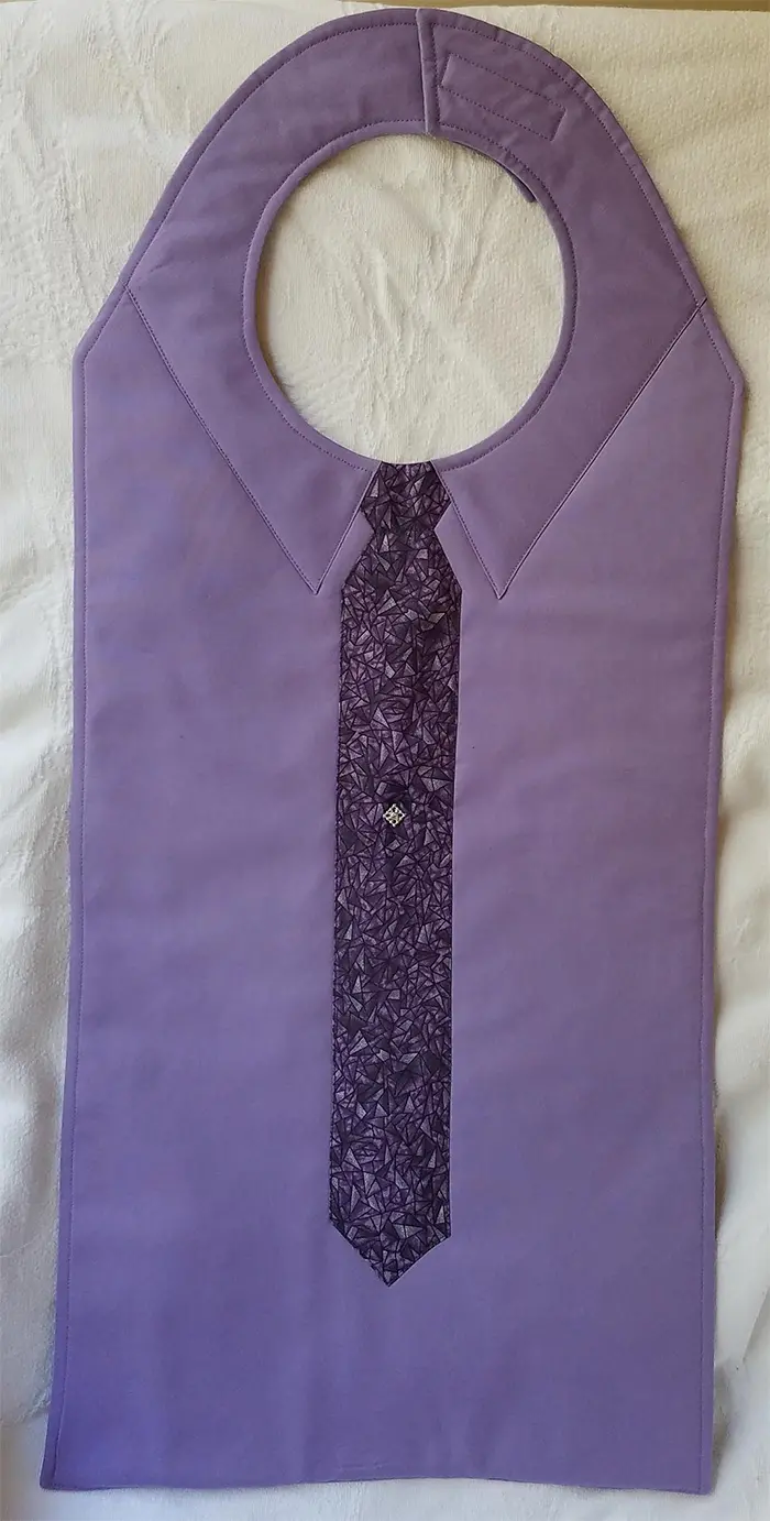 adult dignity bibs with geometric tie