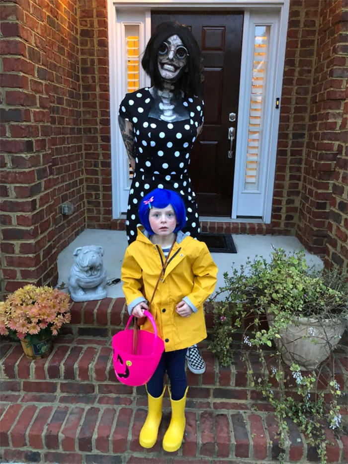 coraline and other mother cosplay