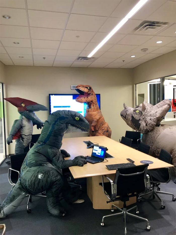 halloween costume ideas jurassic office