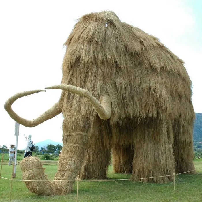 japan wara art festival straw sculptures mammoth