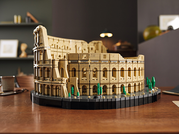 lego roman colosseum table display