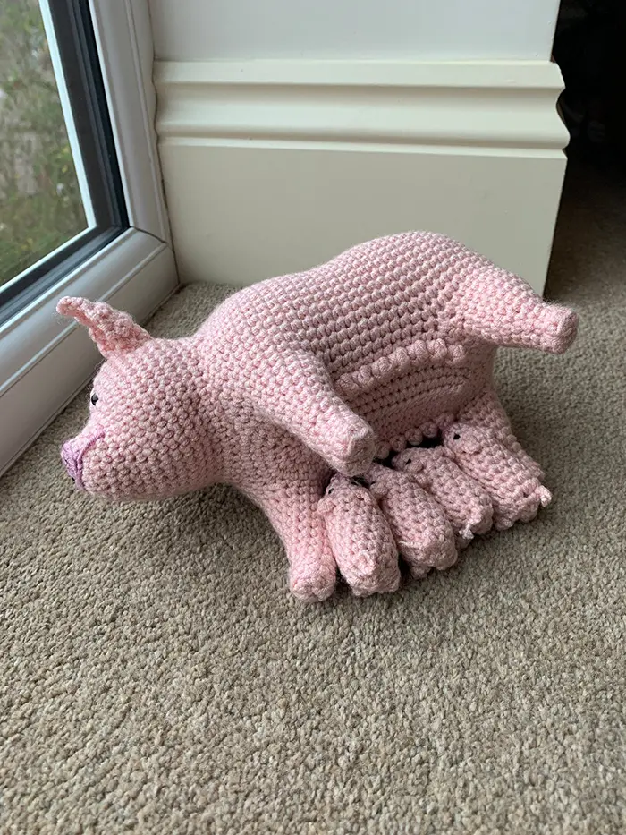 laulovescrochet crochet pattern output pig feeding piglets