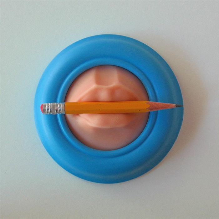 rubber lips funny pencil holder